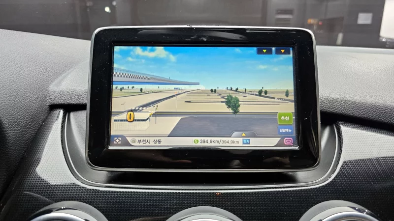 Mercedes-Benz B-Class