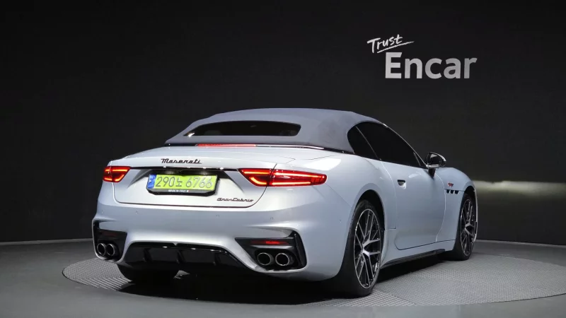 Maserati GranCabrio