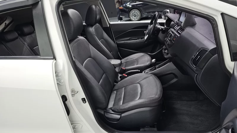 Kia pride