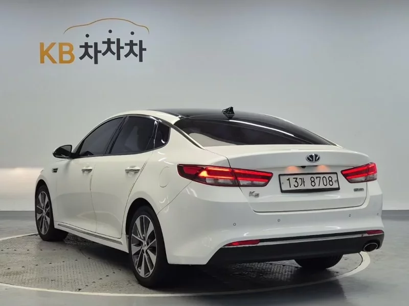 Kia K5