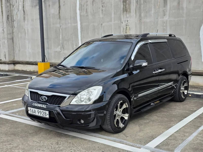 Kia Carnival