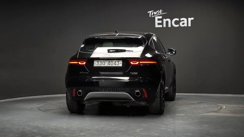 Jaguar E-PACE