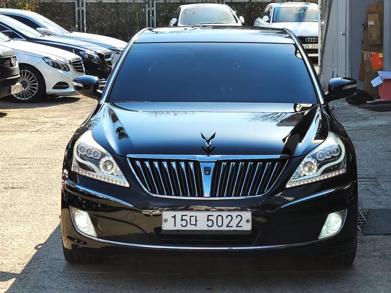 Hyundai Equus