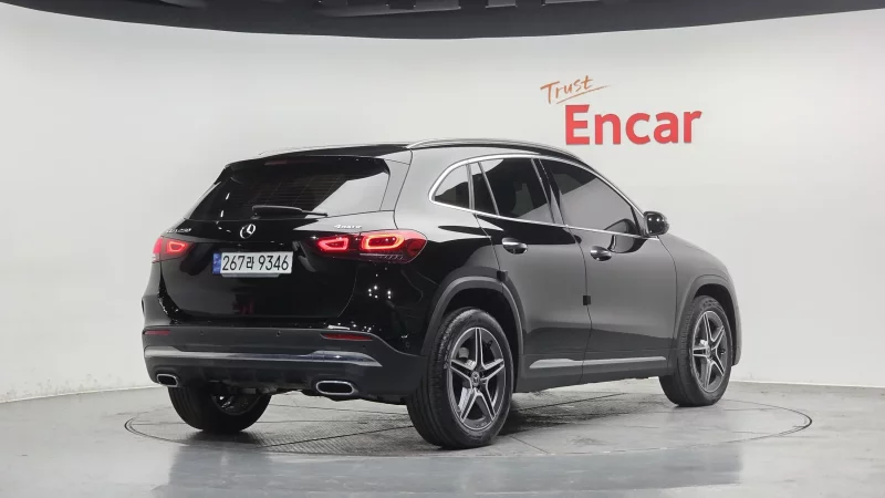 Mercedes-Benz GLA-Class