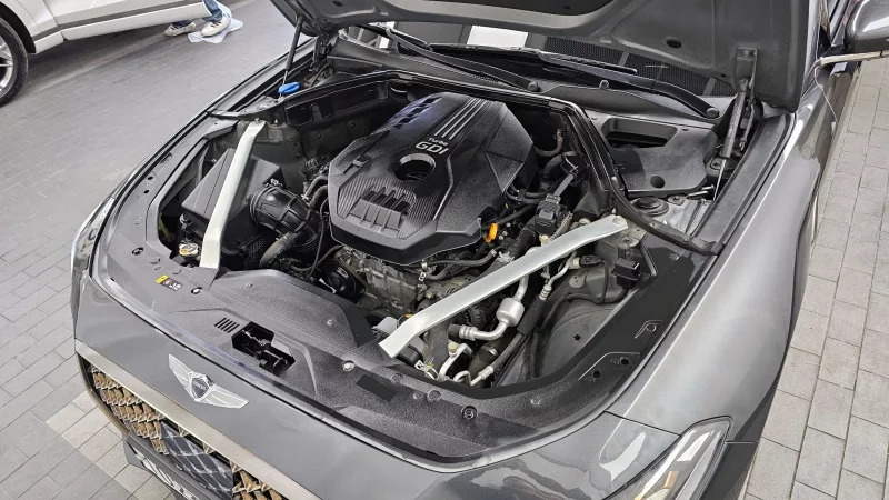 Genesis G70
