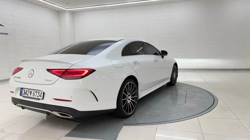 Mercedes-Benz CLS-Class