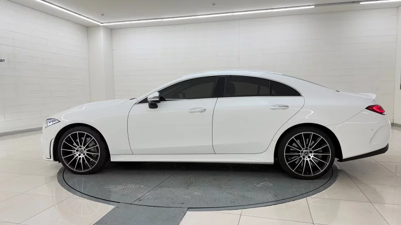 Mercedes-Benz CLS-Class