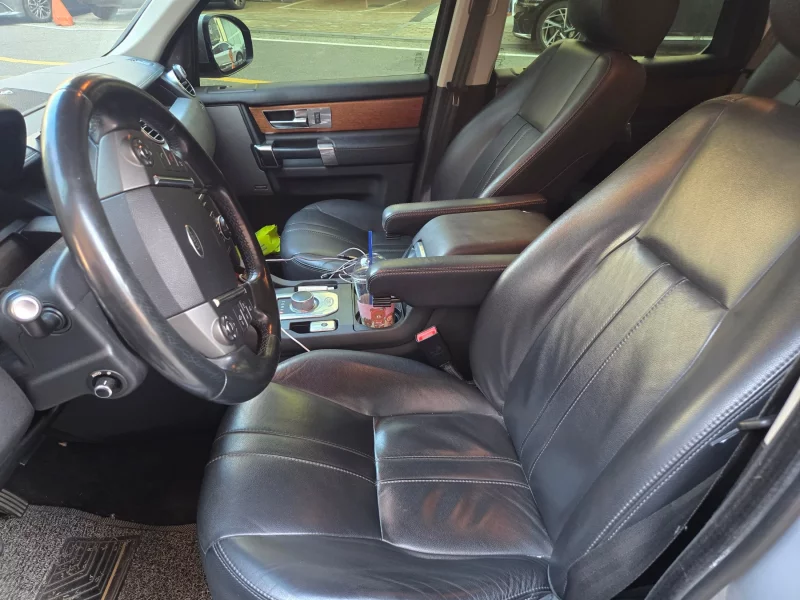 Land Rover DISCOVERY