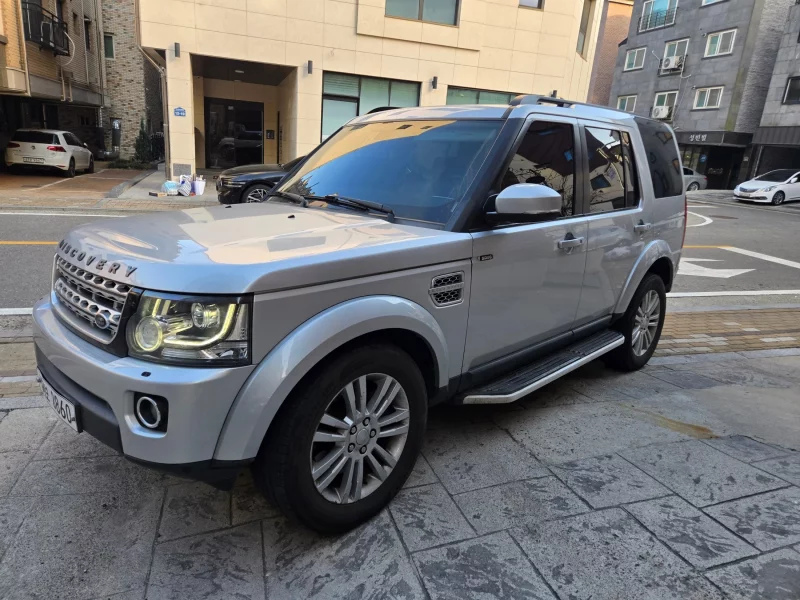 Land Rover DISCOVERY