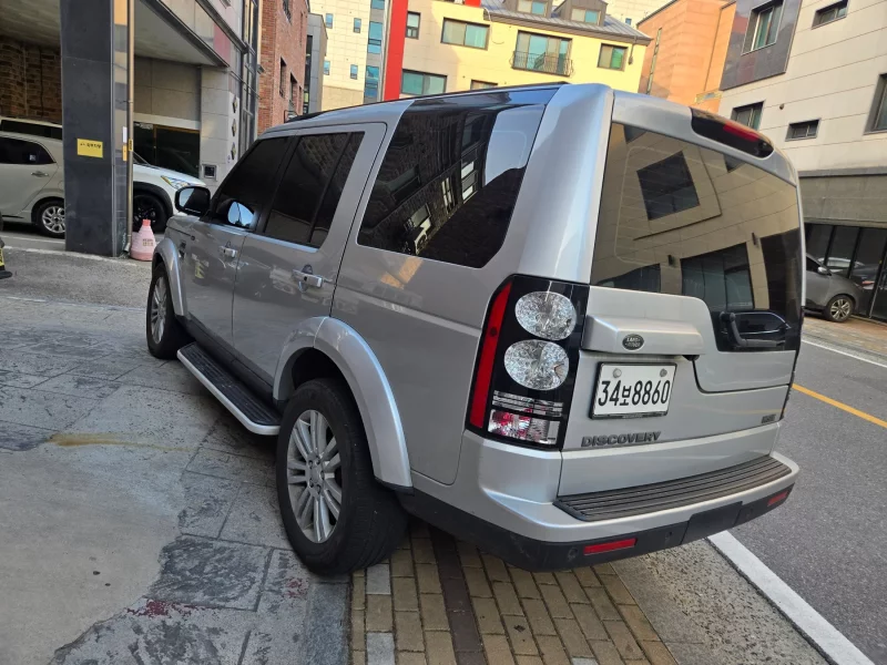 Land Rover DISCOVERY