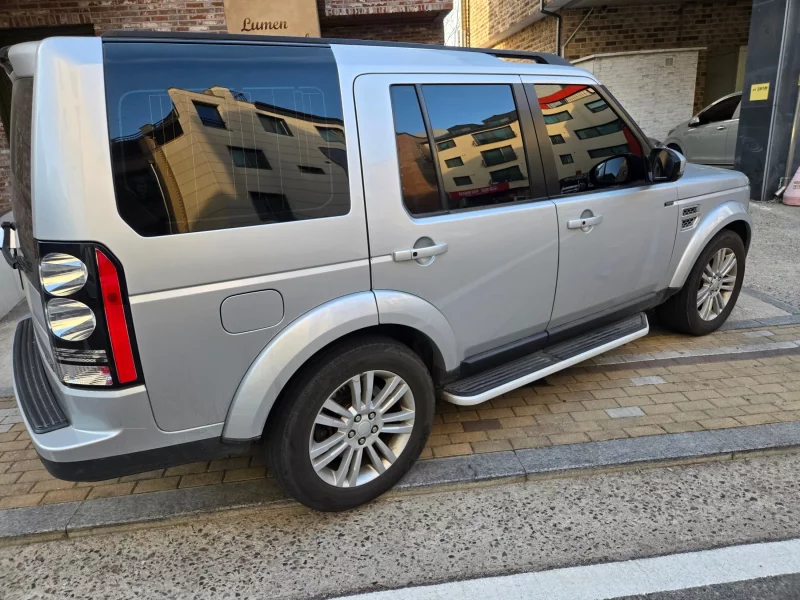 Land Rover DISCOVERY