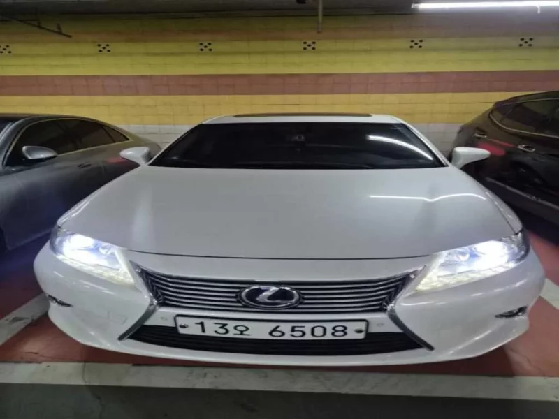 Lexus ES300h