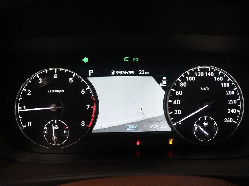 Genesis G90