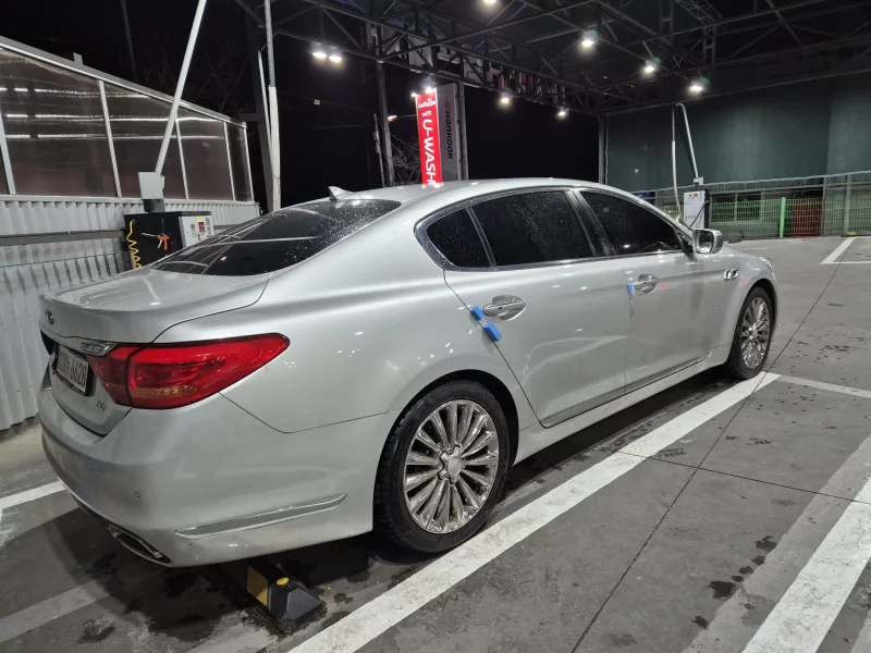 Kia K9