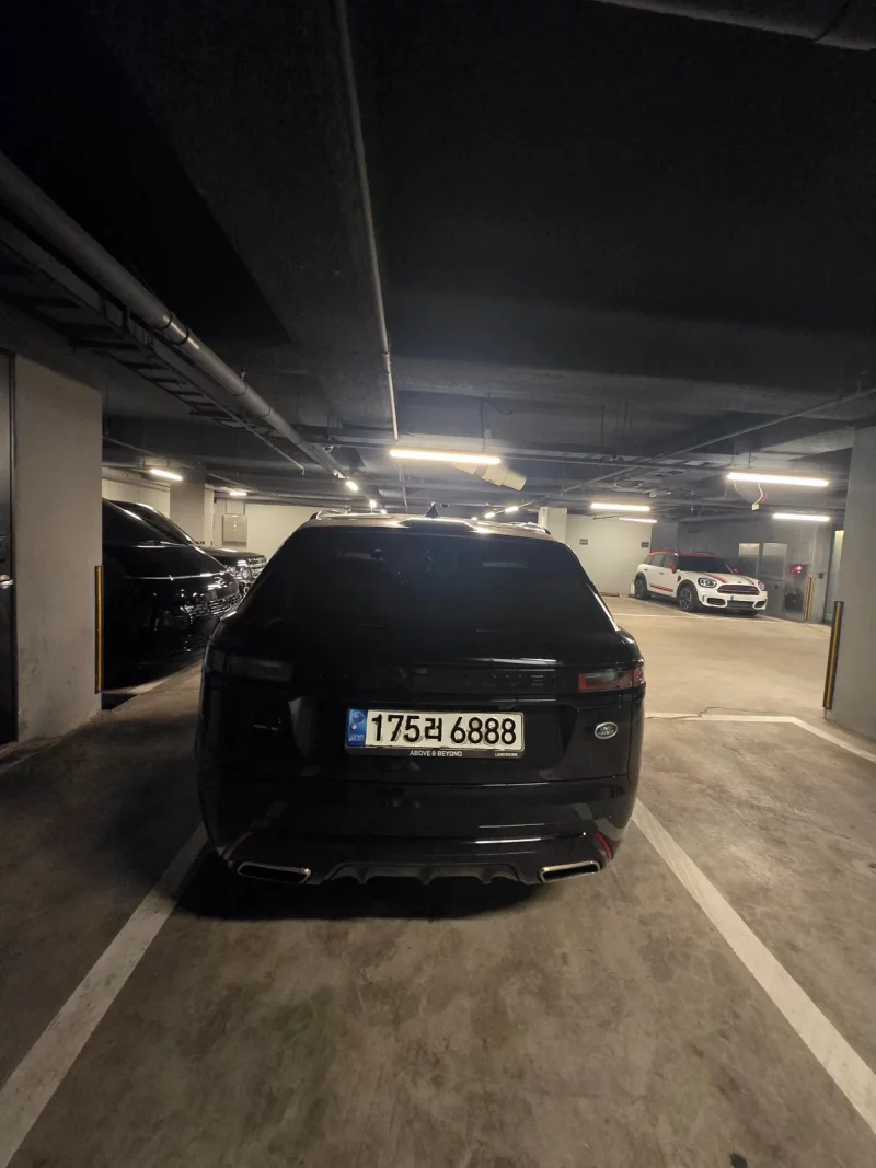 Land Rover RANGE ROVER VELAR