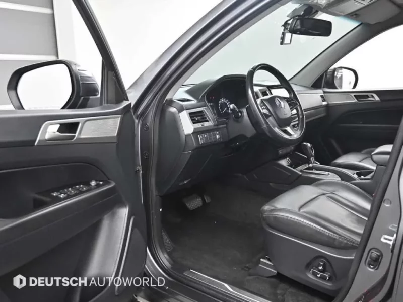 SsangYong Rexton Sports