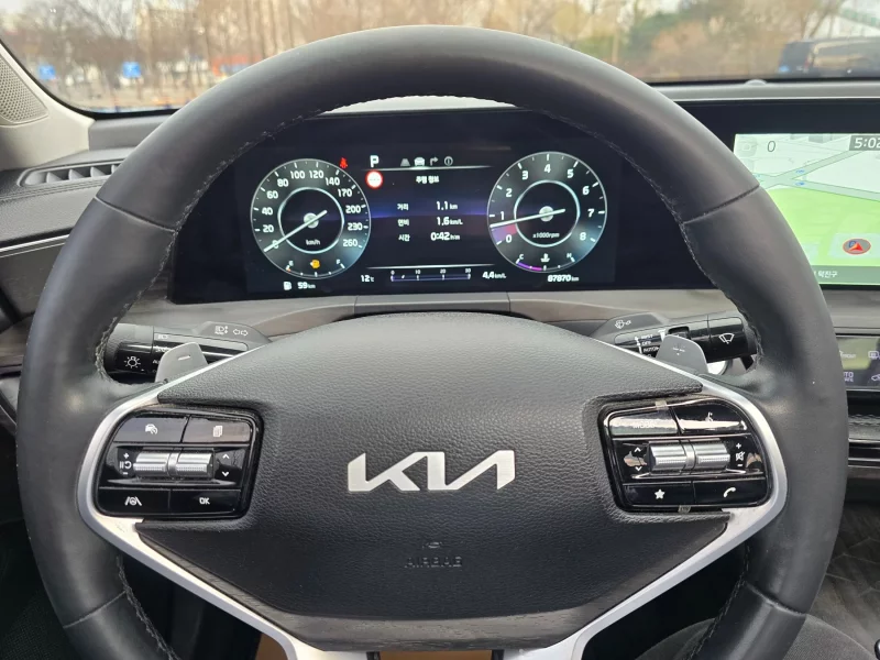 Kia K8
