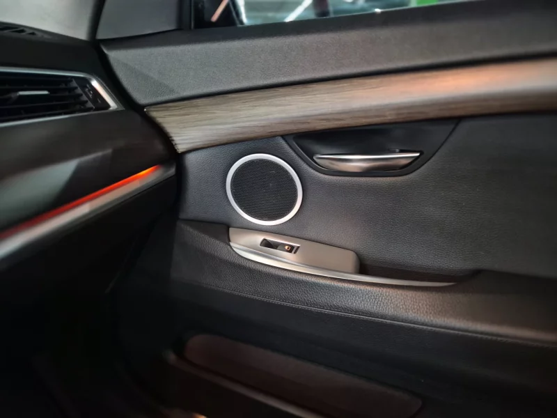 BMW 5-Series Gran Turismo