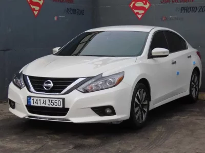 Nissan Altima