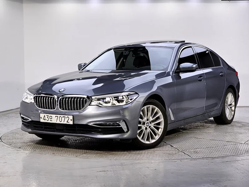 BMW 5-Series