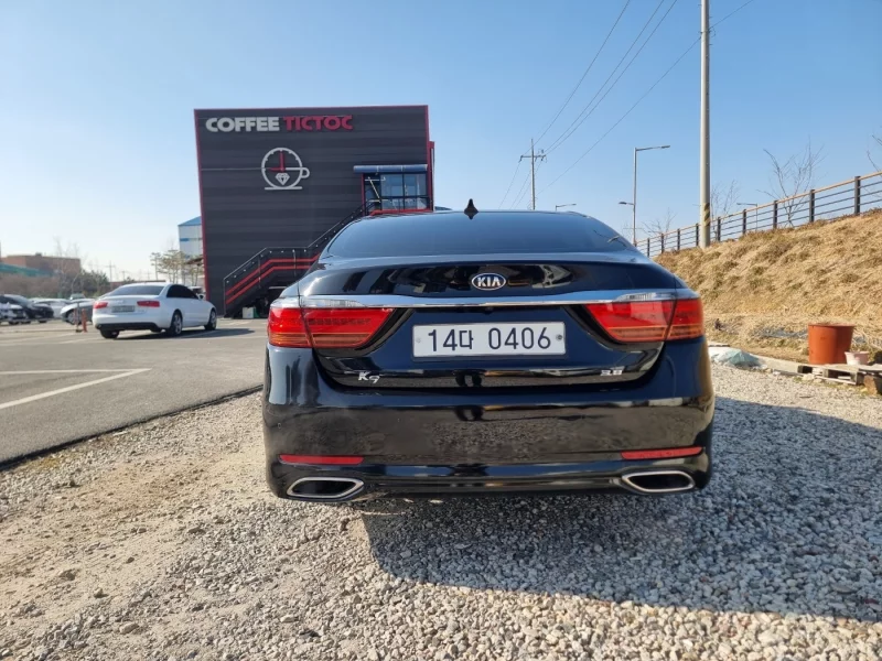Kia K9