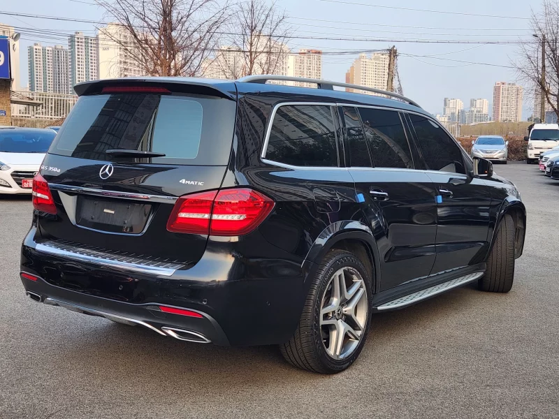 Mercedes-Benz GLS-Class