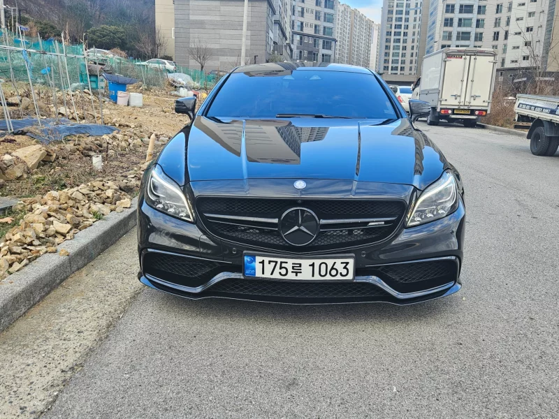 Mercedes-Benz CLS-Class