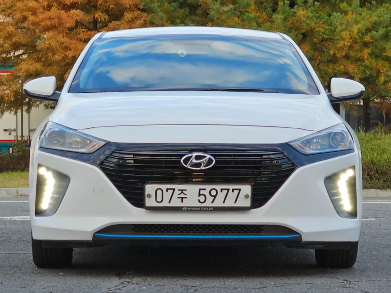 Hyundai Ioniq
