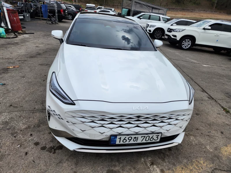 Kia K8