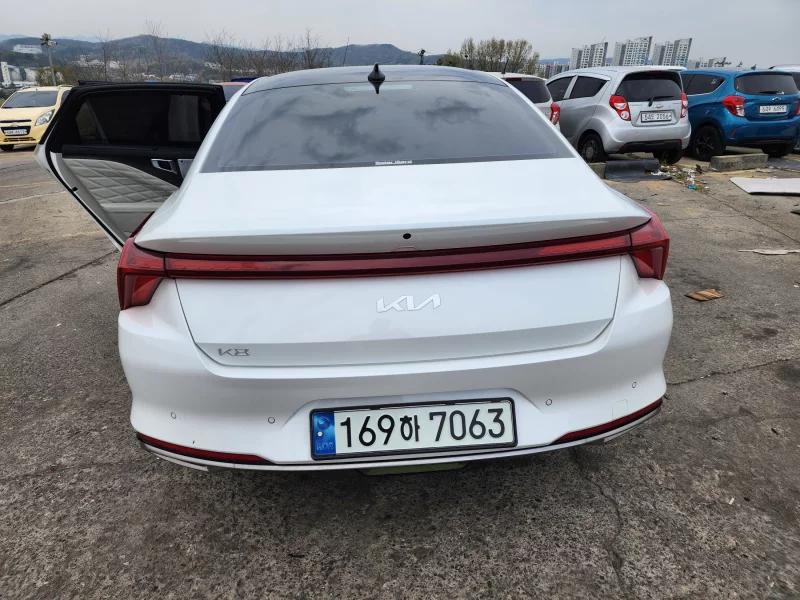 Kia K8