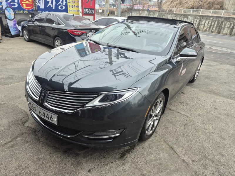 Lincoln MKZ