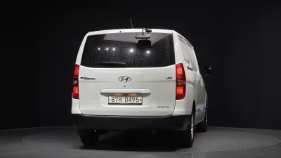 Hyundai Grand Starex