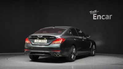 Genesis G70