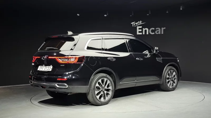 Renault QM6