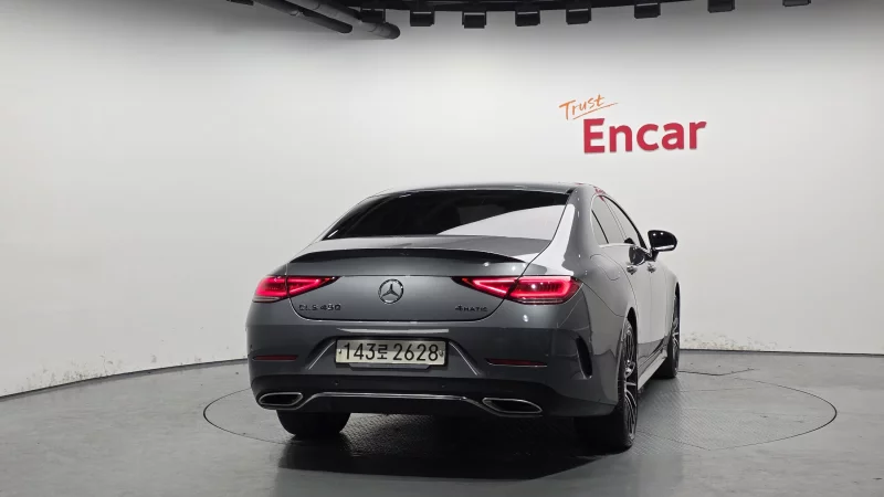 Mercedes-Benz CLS-Class