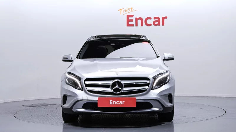 Mercedes-Benz GLA-Class