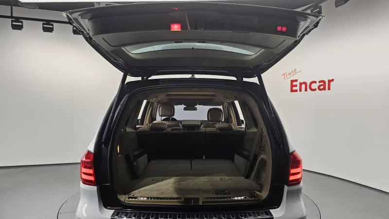 Mercedes-Benz GL-Class