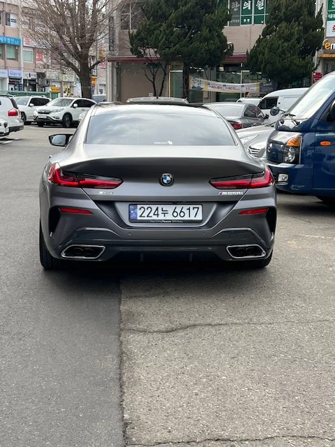 BMW 8-Series