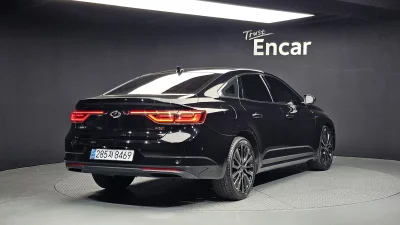 Renault SM6