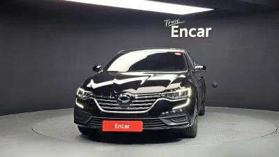 Renault SM6