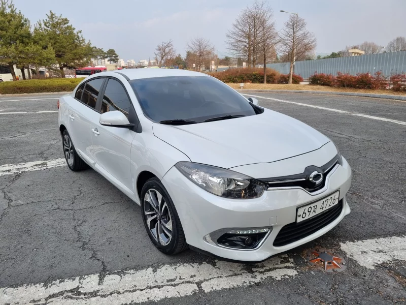 Renault SM3