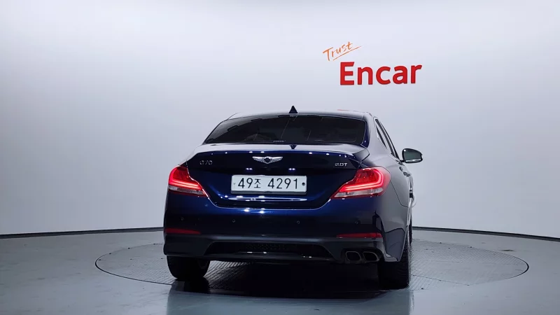 Genesis G70