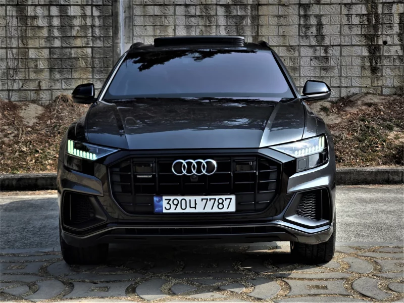 Audi Q8