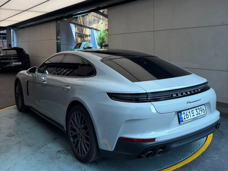 Porsche Panamera