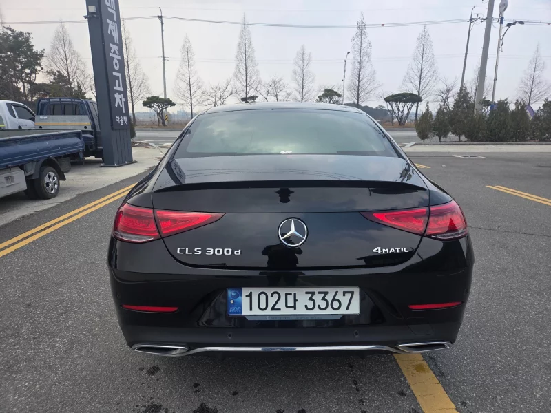 Mercedes-Benz CLS-Class