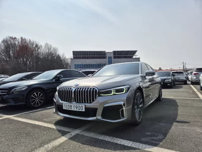 BMW 7-Series