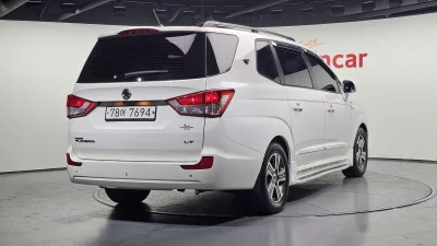 SsangYong Korando Turismo