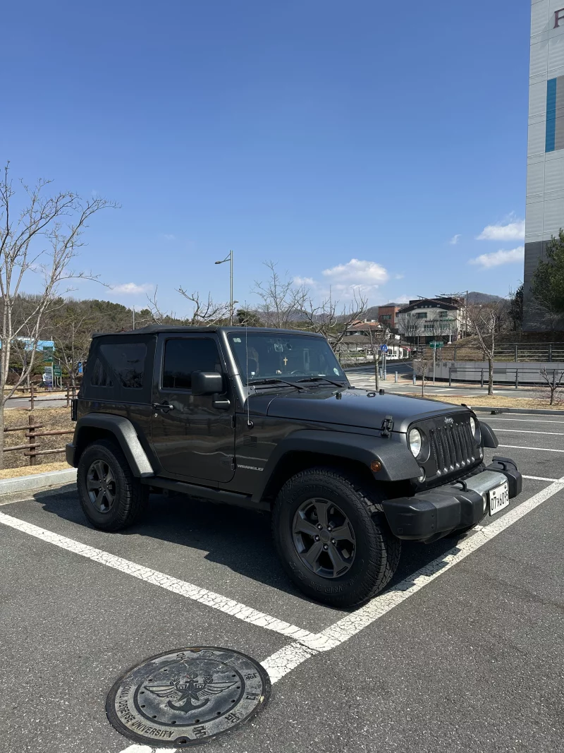 Jeep WRANGLER
