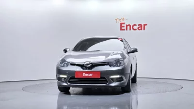 Renault SM3