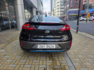 Hyundai Ioniq